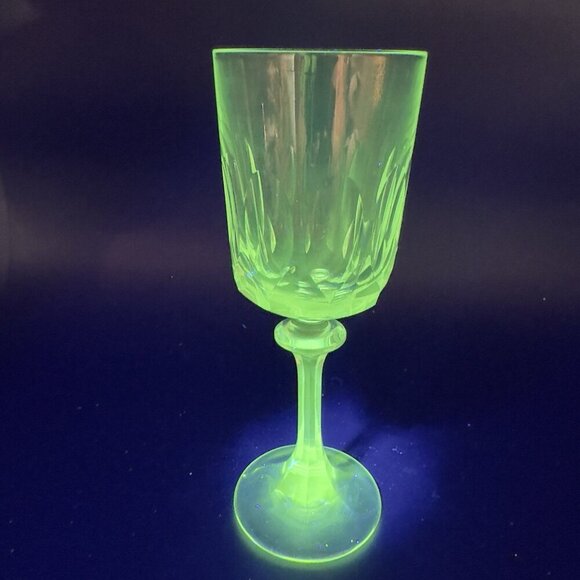 Tiffin Franciscan Atwater Stem Goblet Clear Glasses Manganese 365nm Green UV Set - Picture 15 of 15